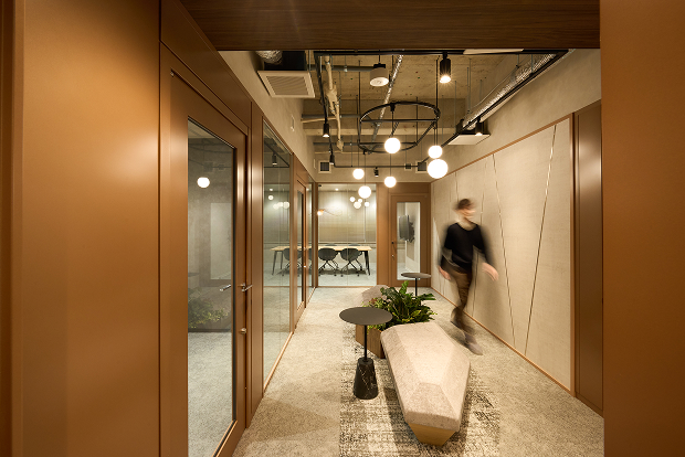 築古ビルを、多用途・高収益型へ。遵法設計と空間提案による再生プロジェクト